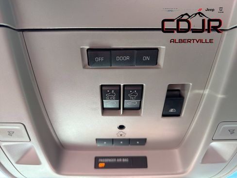 Used 2016 GMC Sierra 1500 Denali w/ Denali Ultimate Package image 48