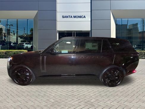 New 2026 Land Rover Range Rover Long Wheelbase SE AWD/4WD image 2