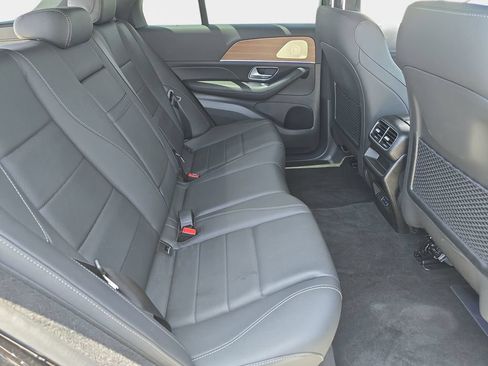 Used 2025 Mercedes-Benz GLE 350 4MATIC image 13