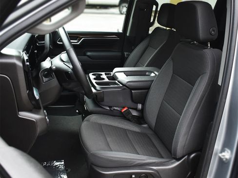 Used 2025 Chevrolet Silverado 1500 LT image 9