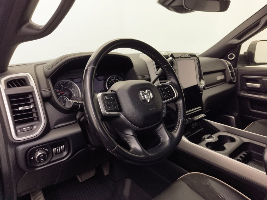 Used 2020 RAM 2500 Laramie AWD/4WD image 4