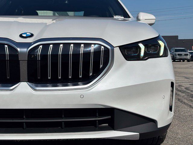 New 2027 BMW 530i xDrive w/ Premium Package AWD/4WD image 10