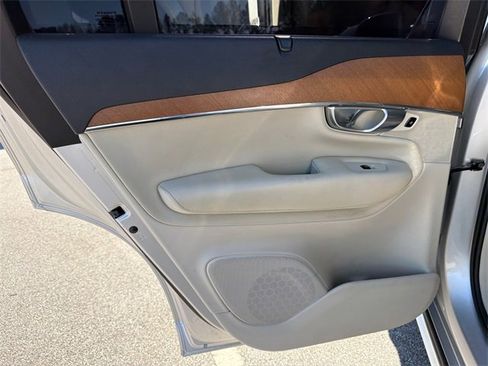 Used 2018 Volvo XC90 T6 Inscription w/ Convenience Package image 22