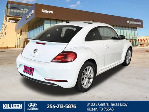 Used 2019 Volkswagen Beetle 2.0T SE FWD image 8