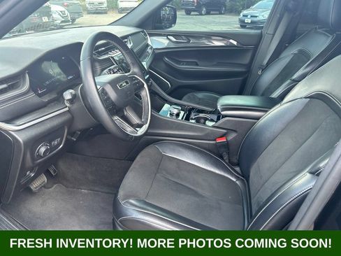 Used 2022 Jeep Grand Cherokee L Laredo AWD/4WD image 8