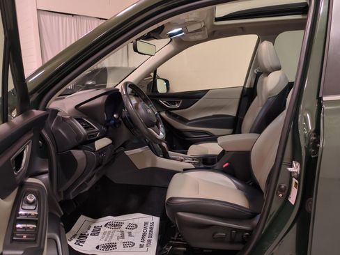 Certified 2023 Subaru Forester Limited image 18