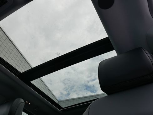 New 2025 Ford F350 Lariat w/ Lariat Ultimate Package image 5