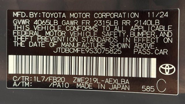 Used 2025 Toyota Corolla LE FWD image 42