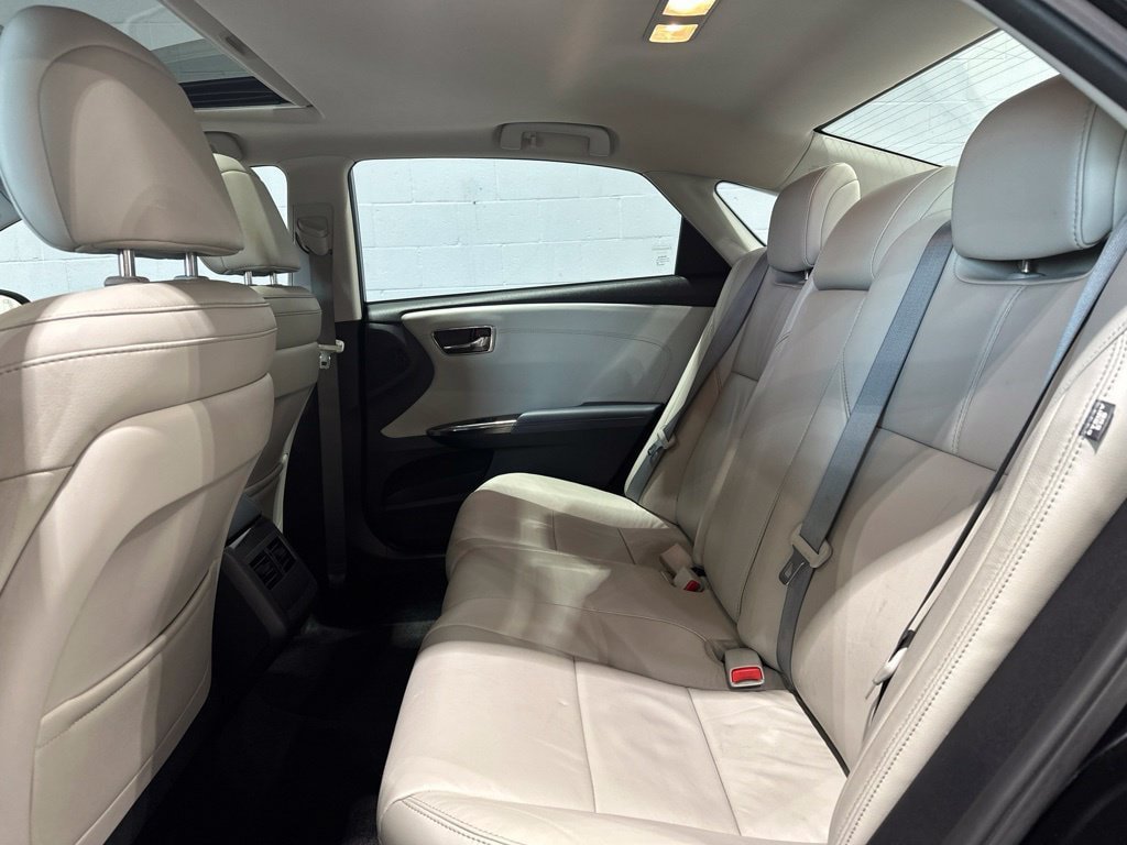 Used 2014 Toyota Avalon XLE Touring FWD image 15