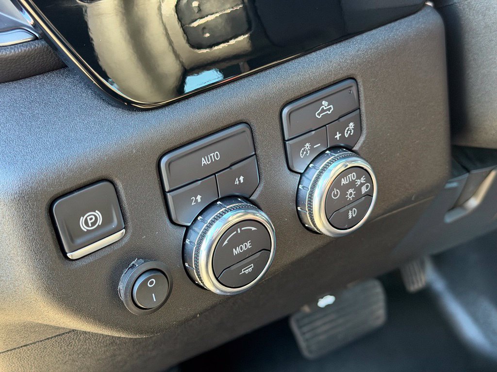 Used 2024 GMC Sierra 1500 Elevation AWD/4WD image 23