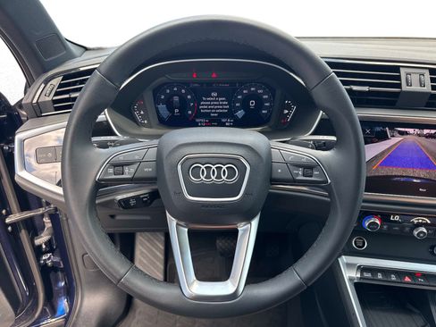 Used 2025 Audi Q3 2.0T Premium w/ Convenience Package AWD/4WD image 29
