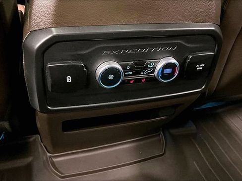 Used 2024 Ford Expedition Max King Ranch AWD/4WD image 35