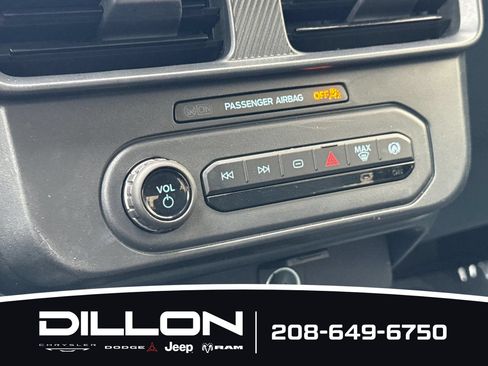 Used 2025 Ford Maverick XL w/ Equipment Group 101A AWD/4WD image 19