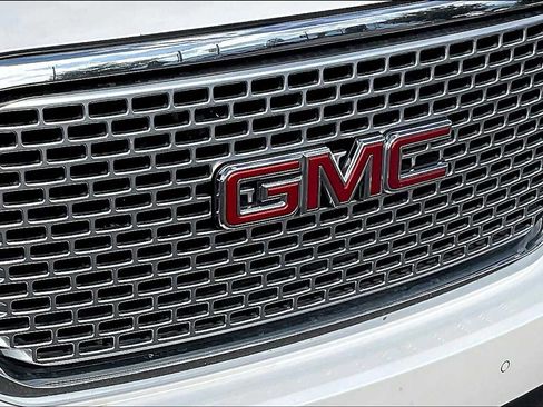 Used 2016 GMC Yukon Denali w/ Open Road Package image 30