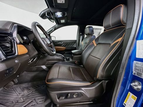 Certified 2023 GMC Canyon AT4 w/ AT4 Premium Package AWD/4WD image 24