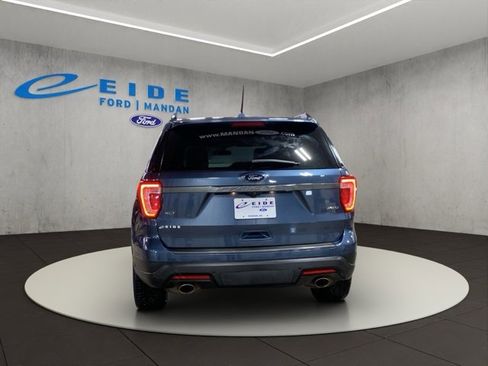 Used 2019 Ford Explorer XLT w/ Equipment Group 202A image 4