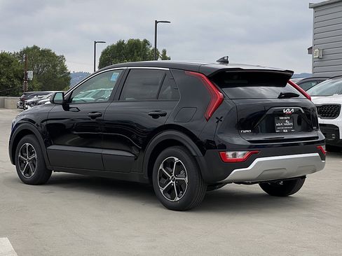 New 2026 Kia Niro LX FWD image 6