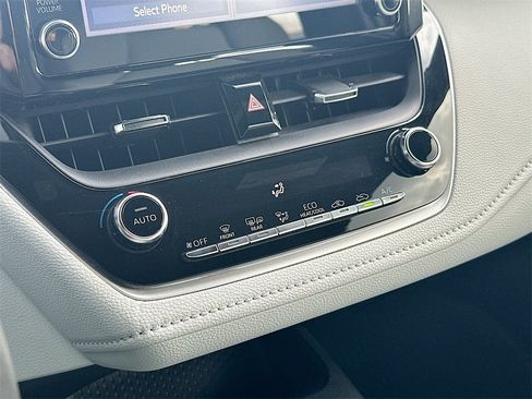 Used 2019 Toyota Corolla SE image 14