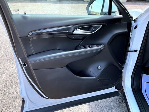 Used 2023 Buick Envision Essence AWD/4WD image 10