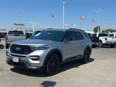 Certified 2021 Ford Explorer ST w/ Equipment Group 401A AWD/4WD image 8