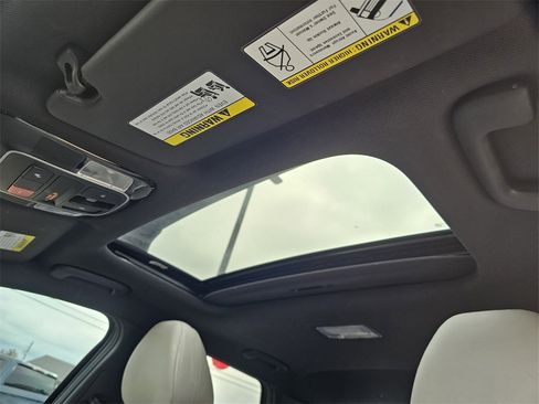 Certified 2025 Hyundai Santa Cruz SEL image 19