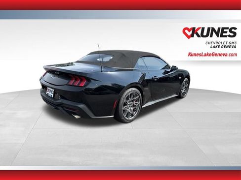 Used 2024 Ford Mustang GT Premium w/ GT Performance Package RWD image 5