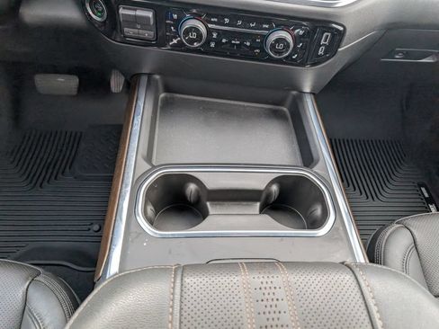 Used 2024 Chevrolet Silverado 2500 High Country w/ High Country Premium Package AWD/4WD image 20