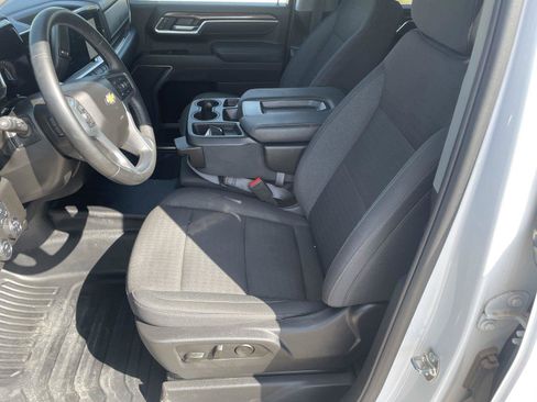 Used 2025 Chevrolet Silverado 2500 LT w/ Convenience Package AWD/4WD image 11