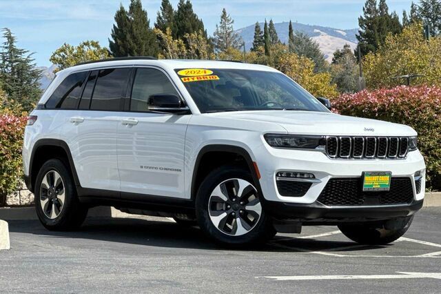 Certified 2024 Jeep Grand Cherokee Limited 4xe AWD/4WD image 2