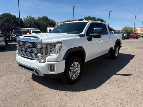 Used 2022 GMC Sierra 3500 Denali w/ Denali Ultimate Package AWD/4WD image 1