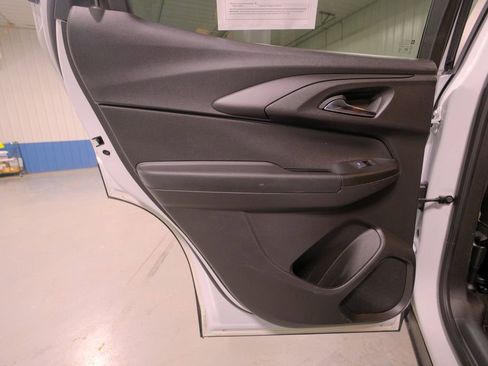 Used 2025 Chevrolet TrailBlazer LT image 28