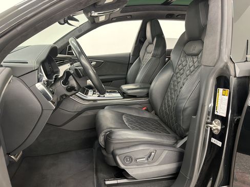 Used 2022 Audi SQ8 Prestige AWD/4WD image 5