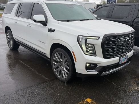 Used 2025 GMC Yukon XL Denali Ultimate image 2