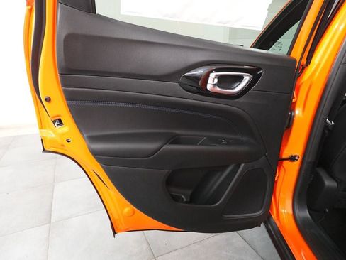 New 2026 Jeep Compass Latitude image 24