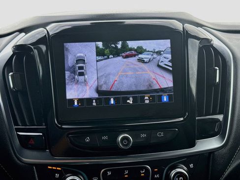 Used 2023 Chevrolet Traverse Premier w/ Redline Edition FWD image 14