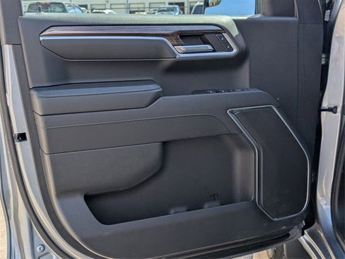 Certified 2024 Chevrolet Silverado 1500 LT w/ Z71 Off-Road Package image 9