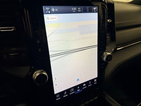 Used 2024 RAM 2500 Limited image 14