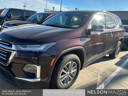 Used 2022 Chevrolet Traverse LT image 5