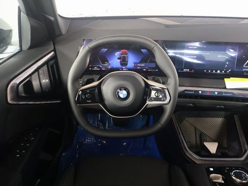 Used 2025 BMW X3 xDrive30i w/ Convenience Package image 3