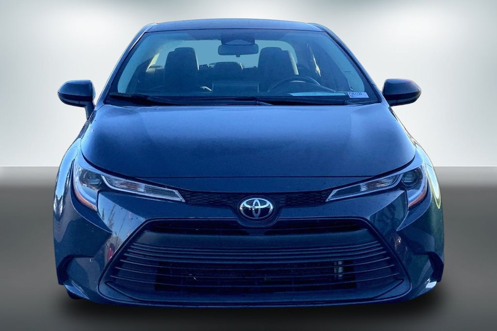 Used 2026 Toyota Corolla LE FWD image 7