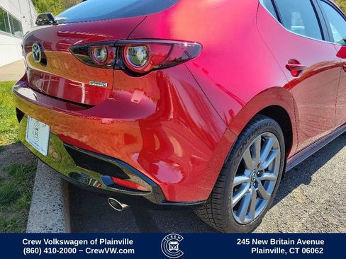 Used 2022 MAZDA MAZDA3 s FWD image 32