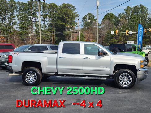 Used 2018 Chevrolet Silverado 2500 LTZ w/ Duramax Plus Package image 2