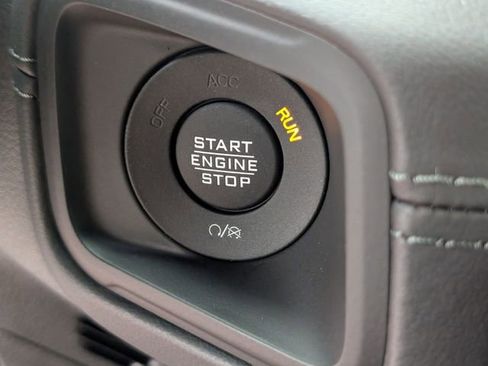 New 2026 Jeep Wrangler Unlimited Rubicon AWD/4WD image 21