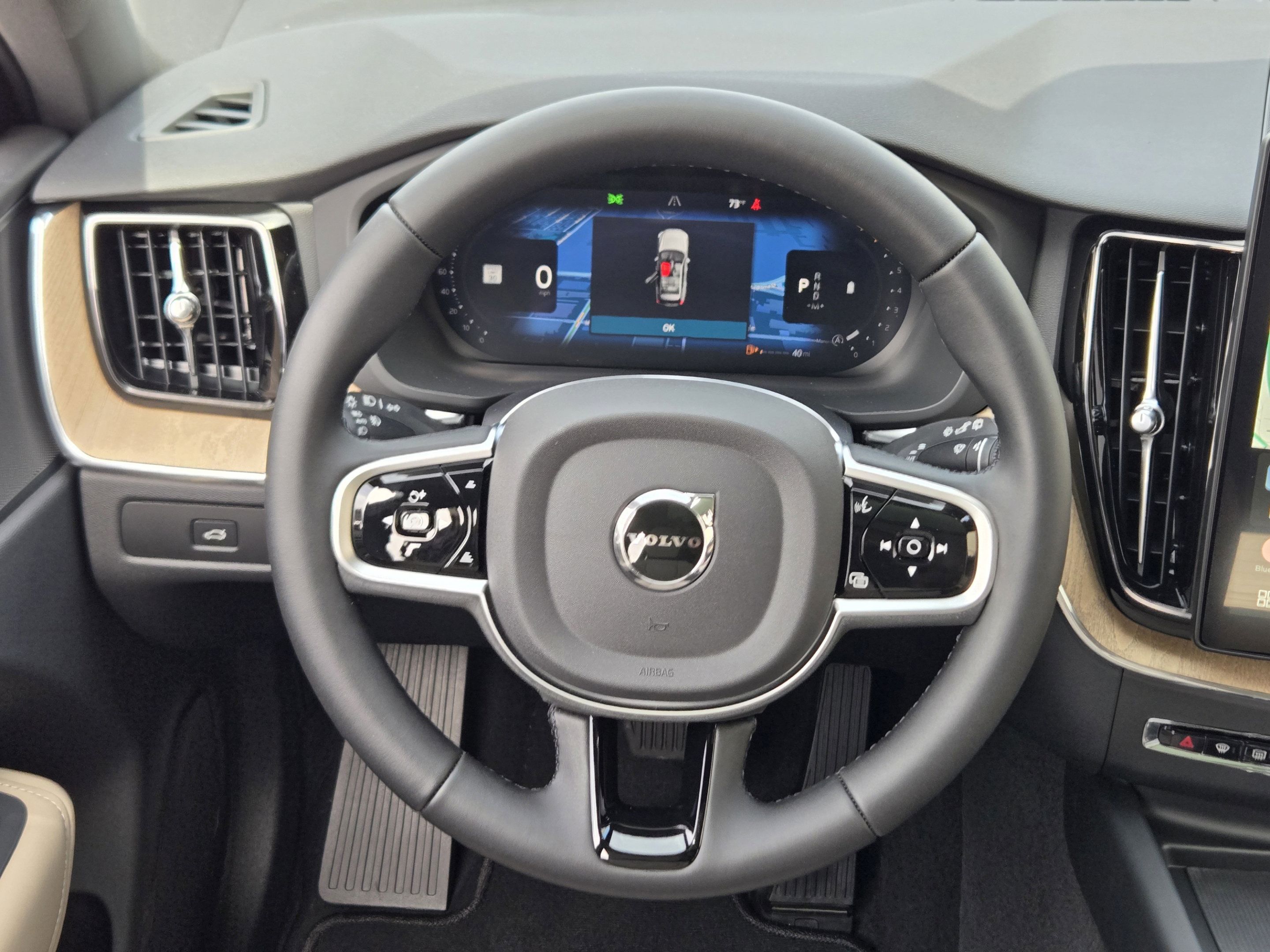 Used 2026 Volvo XC60 B5 Plus w/ Protection Package Premier AWD/4WD image 21