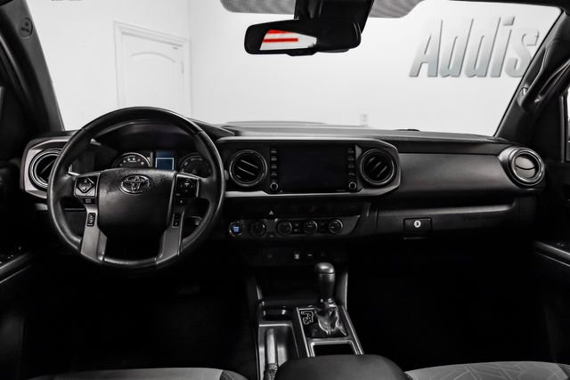 Used 2021 Toyota Tacoma TRD Sport AWD/4WD image 18