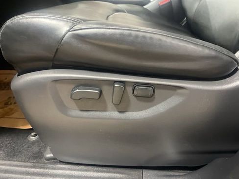 Used 2021 Nissan Armada SV w/ SV Appearance Package image 22