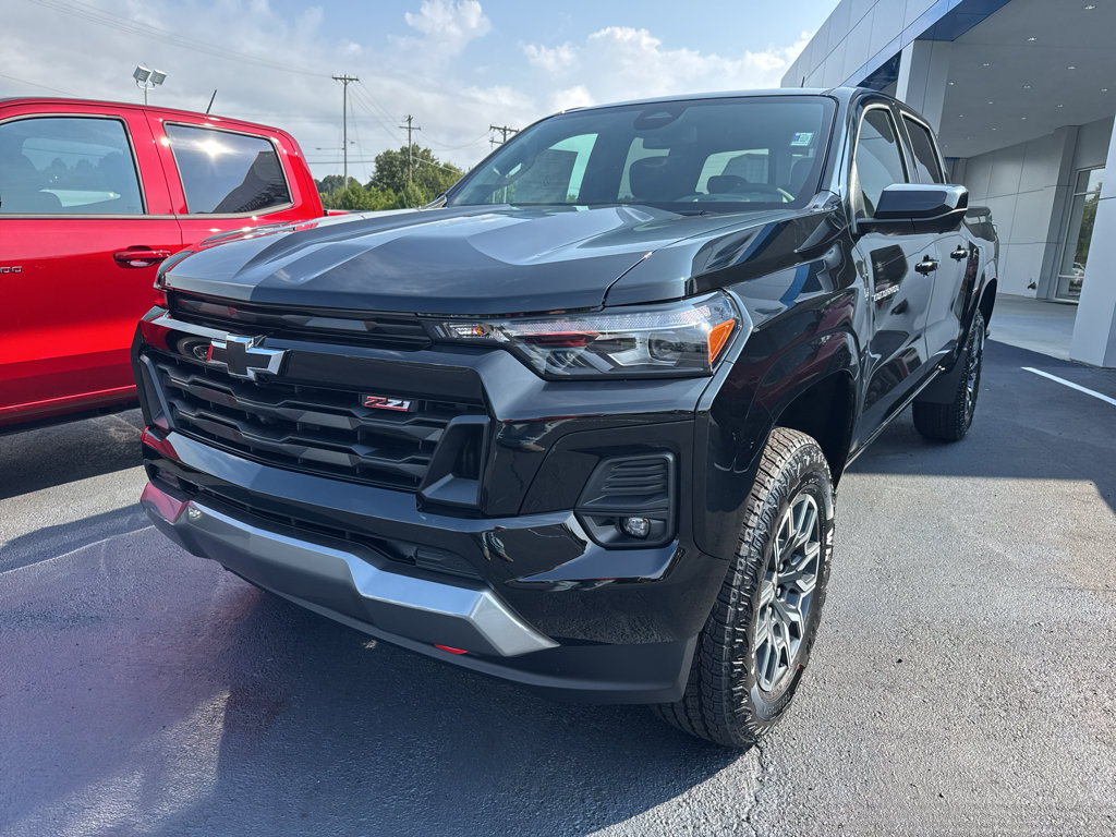 New 2026 Chevrolet Colorado Z71 w/ Technology Package AWD/4WD image 1