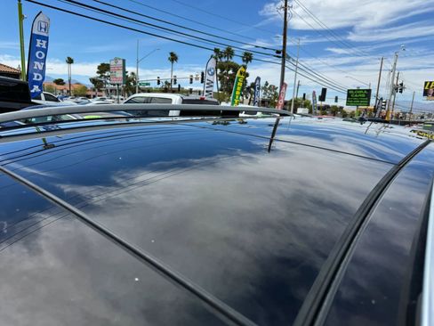 Used 2016 Mercedes-Benz GL 450 4MATIC image 8
