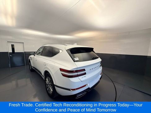 Used 2024 Genesis GV80 2.5T image 3