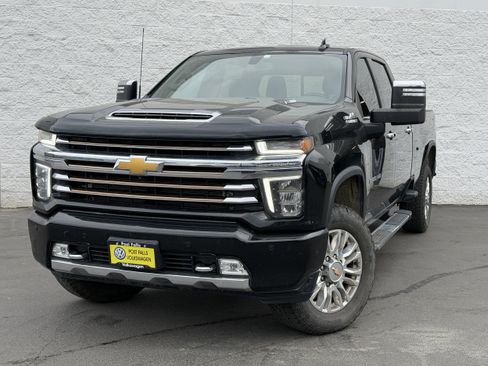 Used 2023 Chevrolet Silverado 3500 High Country AWD/4WD image 3